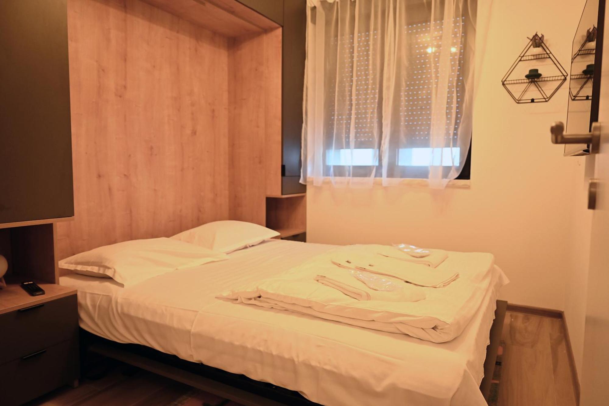 Ravna Planina Apartamento *